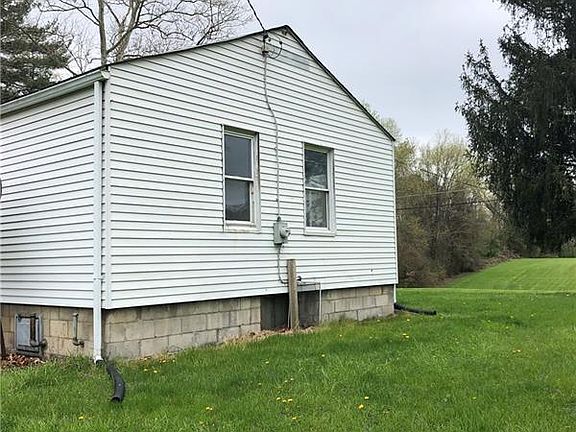 3rd image of 162 Larchwood Dr