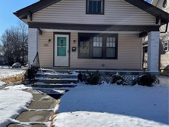 2nd image of 352 Corona Ave
