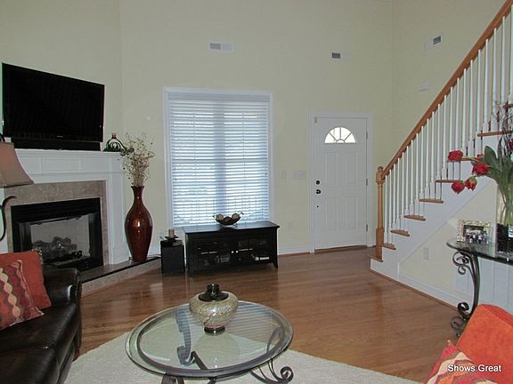 4th image of 713 N Battery Dr