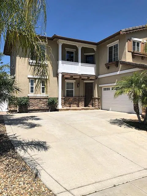 905 Augusta Dr