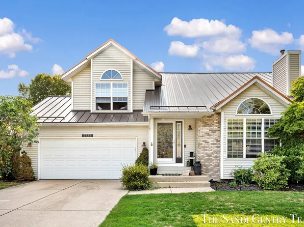 7533 Melinda Ct SE, Byron Center, MI 49315