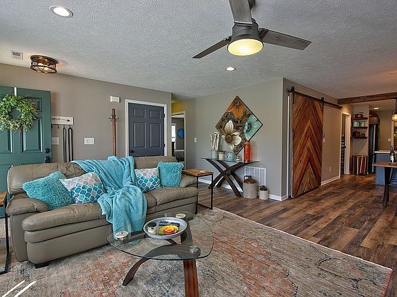 4th image of 5409 Allero Dr