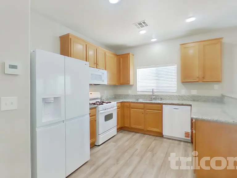 4928 Blue Bay Ct — Photo 5