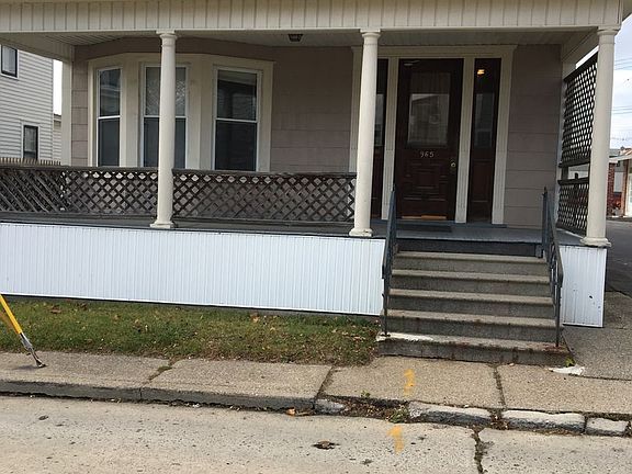 2nd image of 965 Livingston Ave APT 2