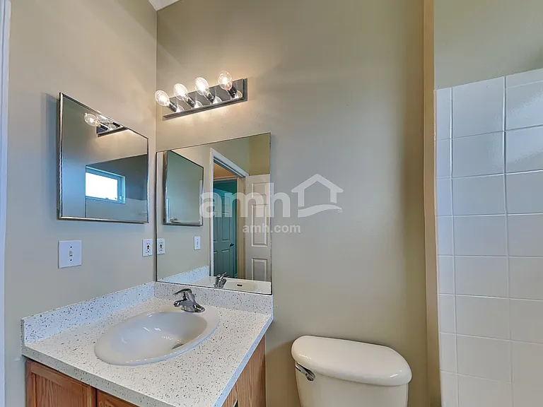 1345 Brooke View Dr — Photo 16