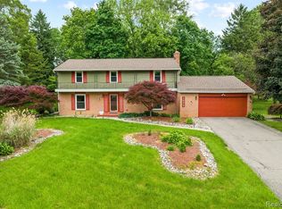 1072 Stonegate Ct, Flint, MI 48532