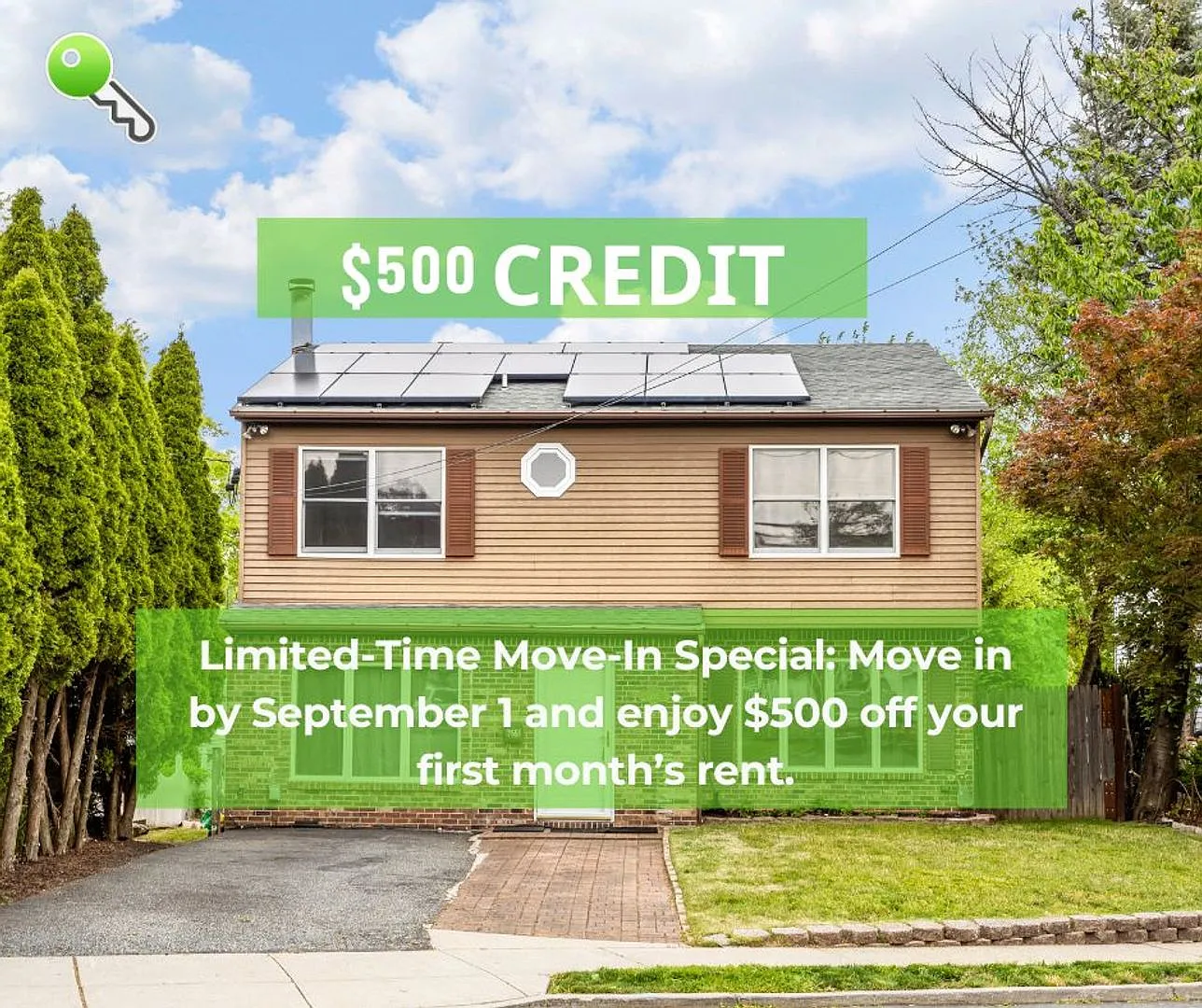 Spacious 4-Bedroom Home in Maywood | Yard, Home Office & Solar Panels — Photo 1