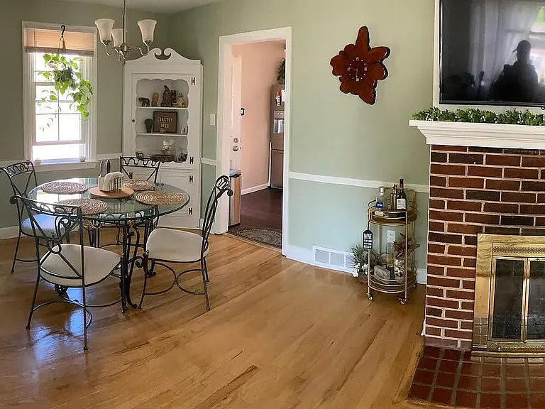 705 Edgemoor Rd — Photo 6