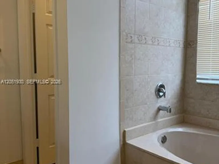 14958 SW 41st Ln #Townhouse 14958 — Photo 36