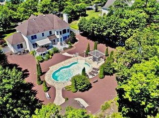 22 Anise Ct, Manahawkin, NJ 08050
