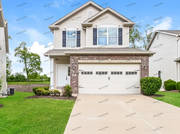 112 Carnoustie Ct, Saint Charles, MO 63301