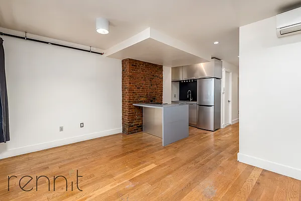 Rented by Rennit Inc. | media 8