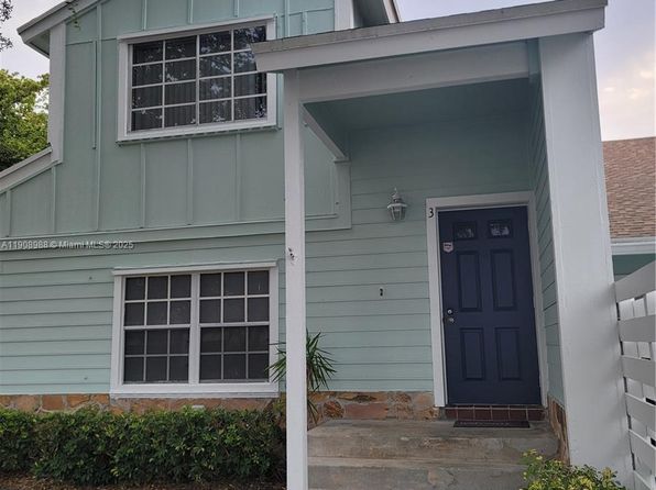 13792 SW 149th Circle Ln APT 3