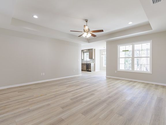 4th image of 471 Jamar Trl