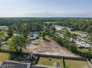 1065 E Ocean Rd, Holly Ridge, NC 28445