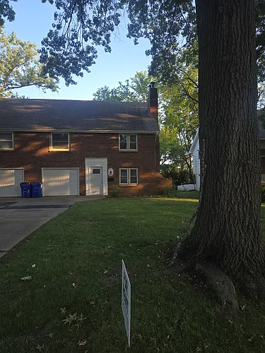 3609 NE 67th St Photo 1
