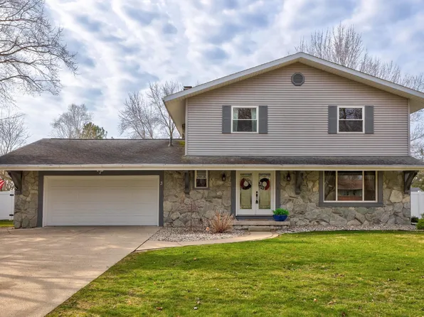 3 Franconian Ct, Frankenmuth, MI 48734
