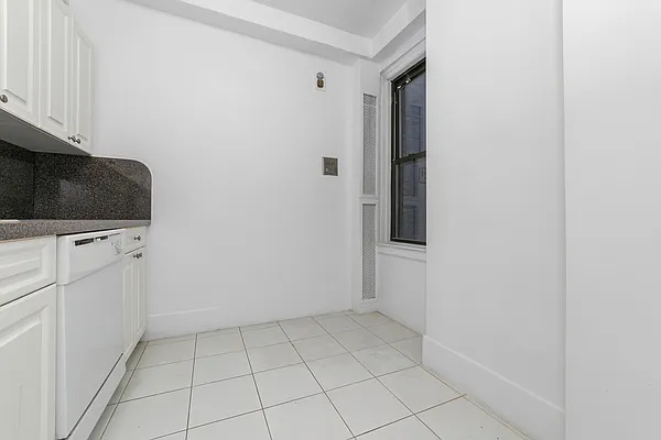 Rented by MNS | media 29