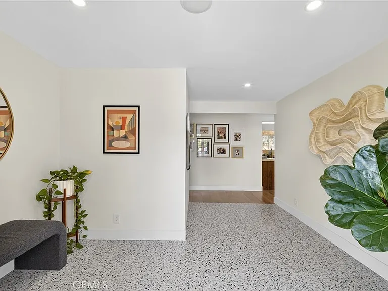 31891 National Park Dr — Photo 8
