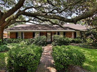 5947 Dumfries Dr, Houston, TX 77096