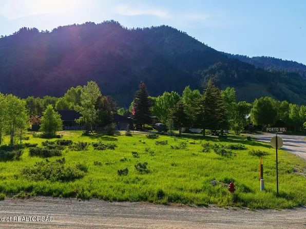 180 Porto Rd, Thayne, WY 83127