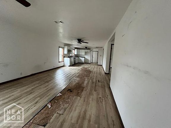 2nd image of 1006 SE 3rd St