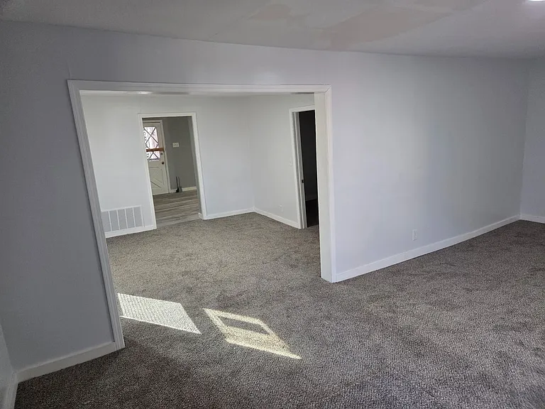 3736 Cleveland Ave — Photo 11