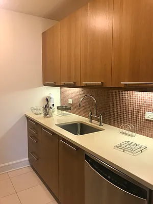 Rented by Windsor Property Management | media 13