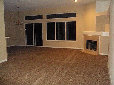 2nd image of 3811 Lilac Ln