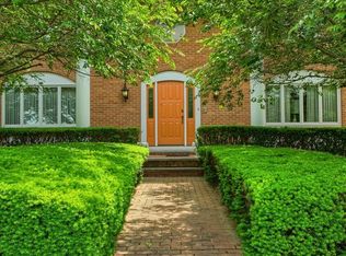 42 Mountain View Rd, Leominster, MA 01453