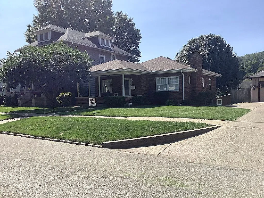 55 Greenwood Ave photo 1