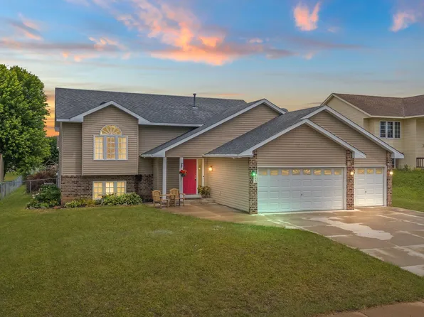 845 Plum Tree Ln, Somerset, WI 54025