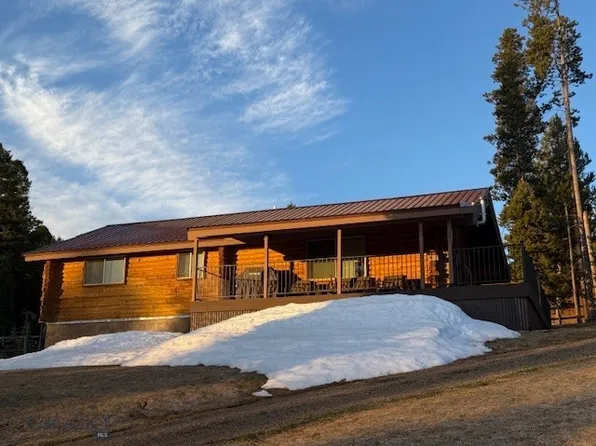 37 Village Ln, Anaconda, MT 59711