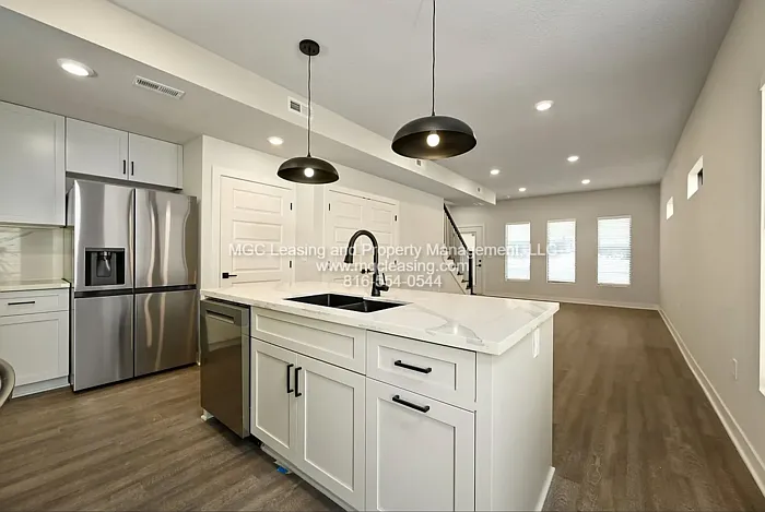 238 Persimmon Rd — Photo 9