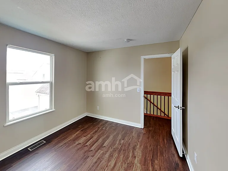 7200 Winterbek Ave — Photo 18