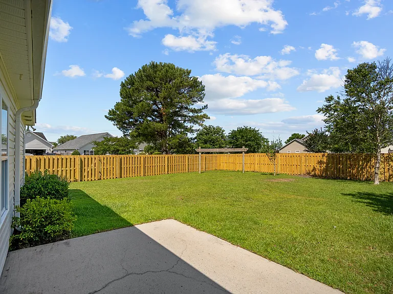 7203 Chipley Dr — Photo 24