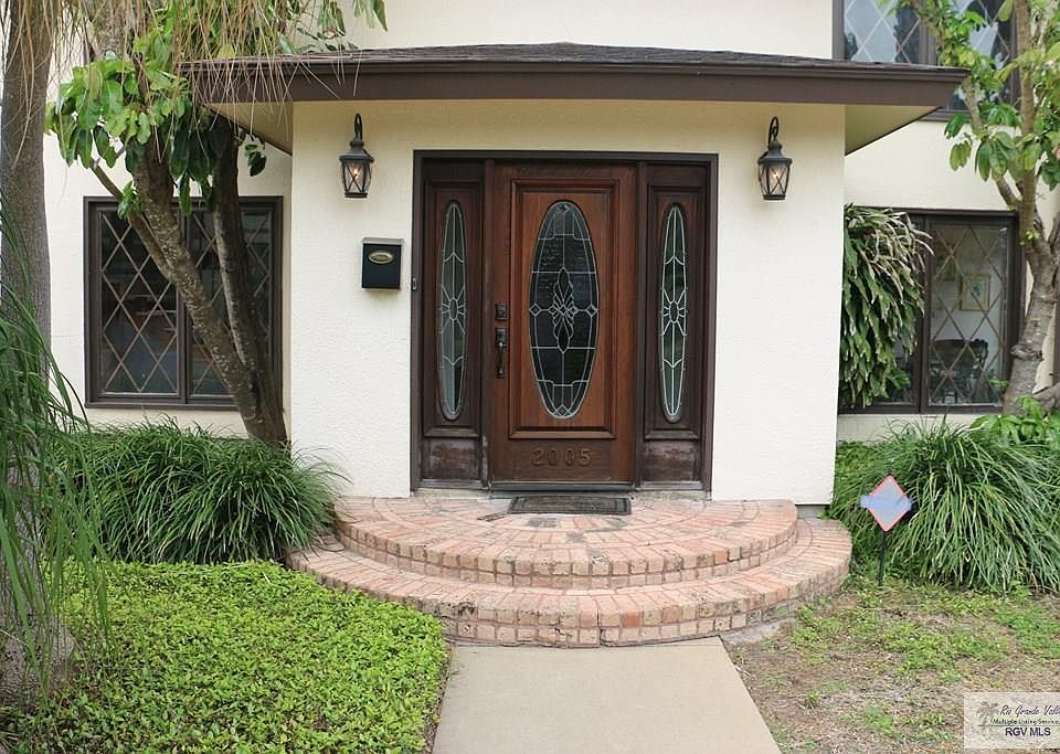 1st image of 2005 Palm Blvd