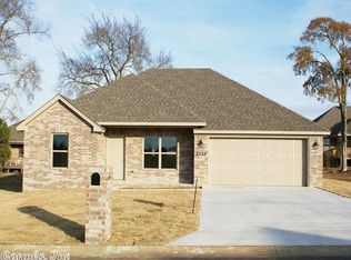 2733 Ridgewood Rd, Searcy, AR 72143