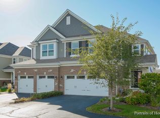 3S594 Breme Dr W, Warrenville, IL 60555