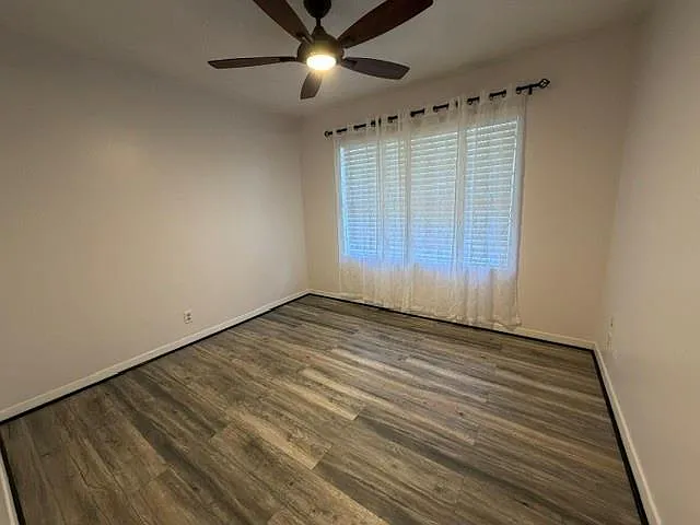 402 Dunwick Ln — Photo 19