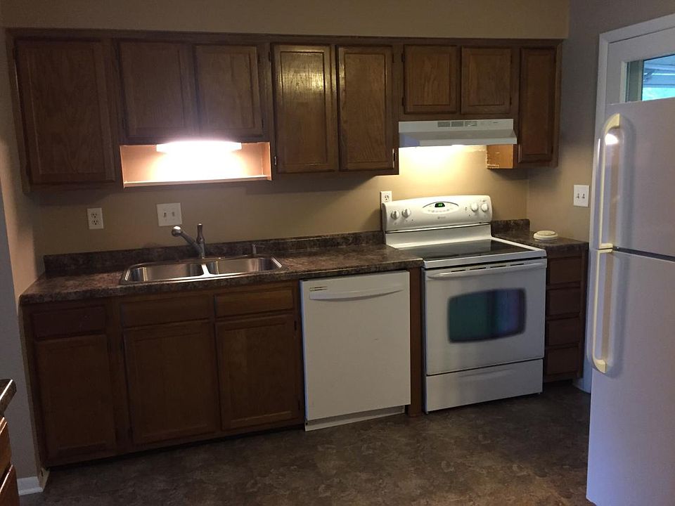 Eat in kitchen