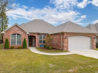 9332 Meadow Gardens Cir, Sherwood, AR 72120