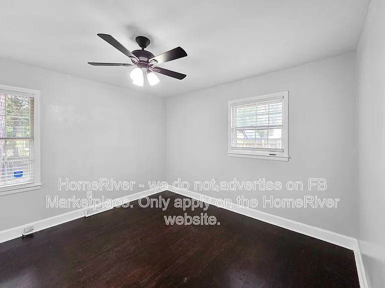 4723 Westcrest Dr — Photo 10