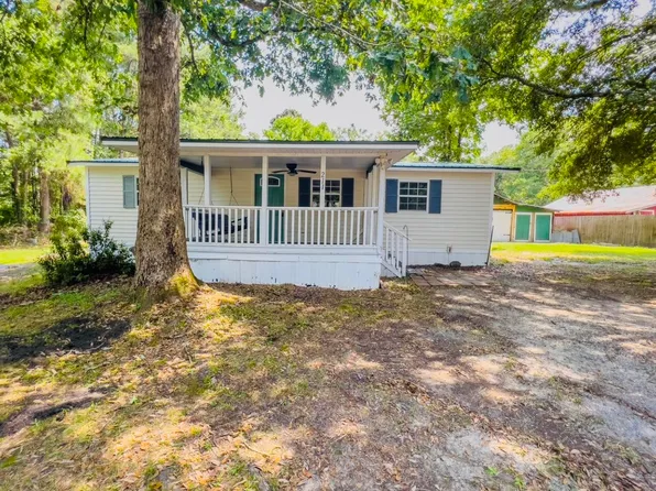 211 Twin Lakes Dr, Summerville, SC 29483