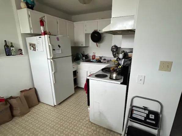 1026 Mississippi St APT A, Lawrence, KS 66044