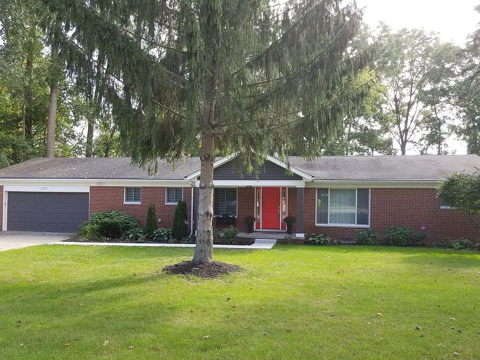 1st image of 2281 Horseshoe Dr
