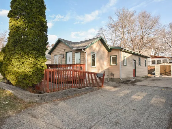 725 7th St NW, Rochester, MN 55901