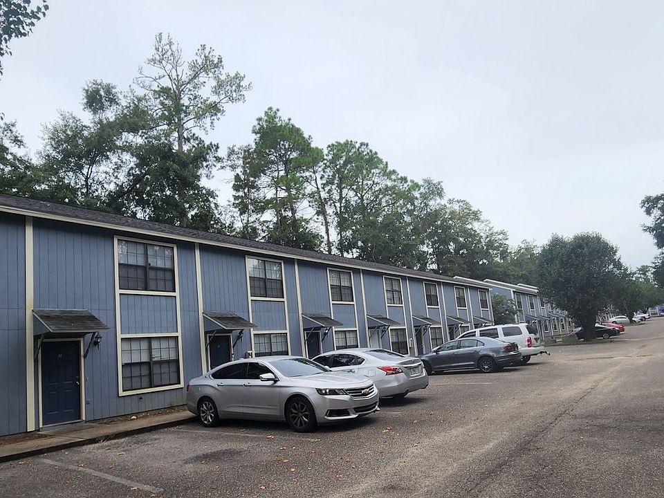 2nd image of 132 Dixie Dr APT 13