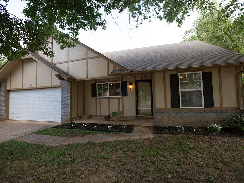 Curb Appeal!  Exterior paint 2013