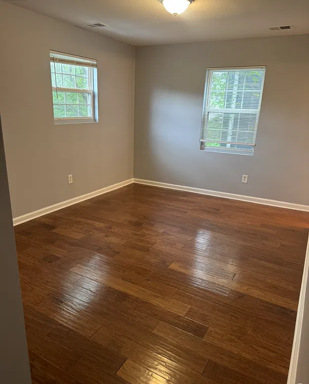 2 bed, 573 sqft, $1,950 — Photo 4